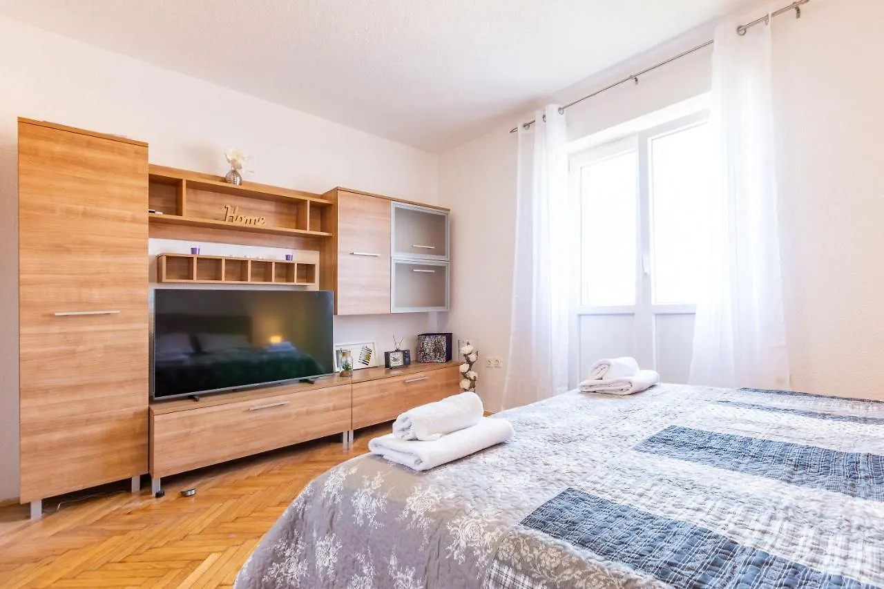 Bobo Central 2Br Apartment Zadar Kroatien