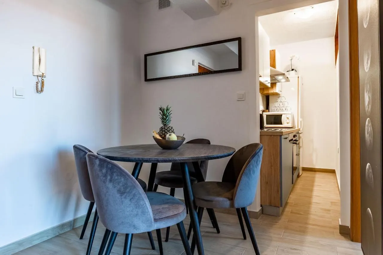 Bobo Central 2Br Apartment Zadar 0*,  Kroatien